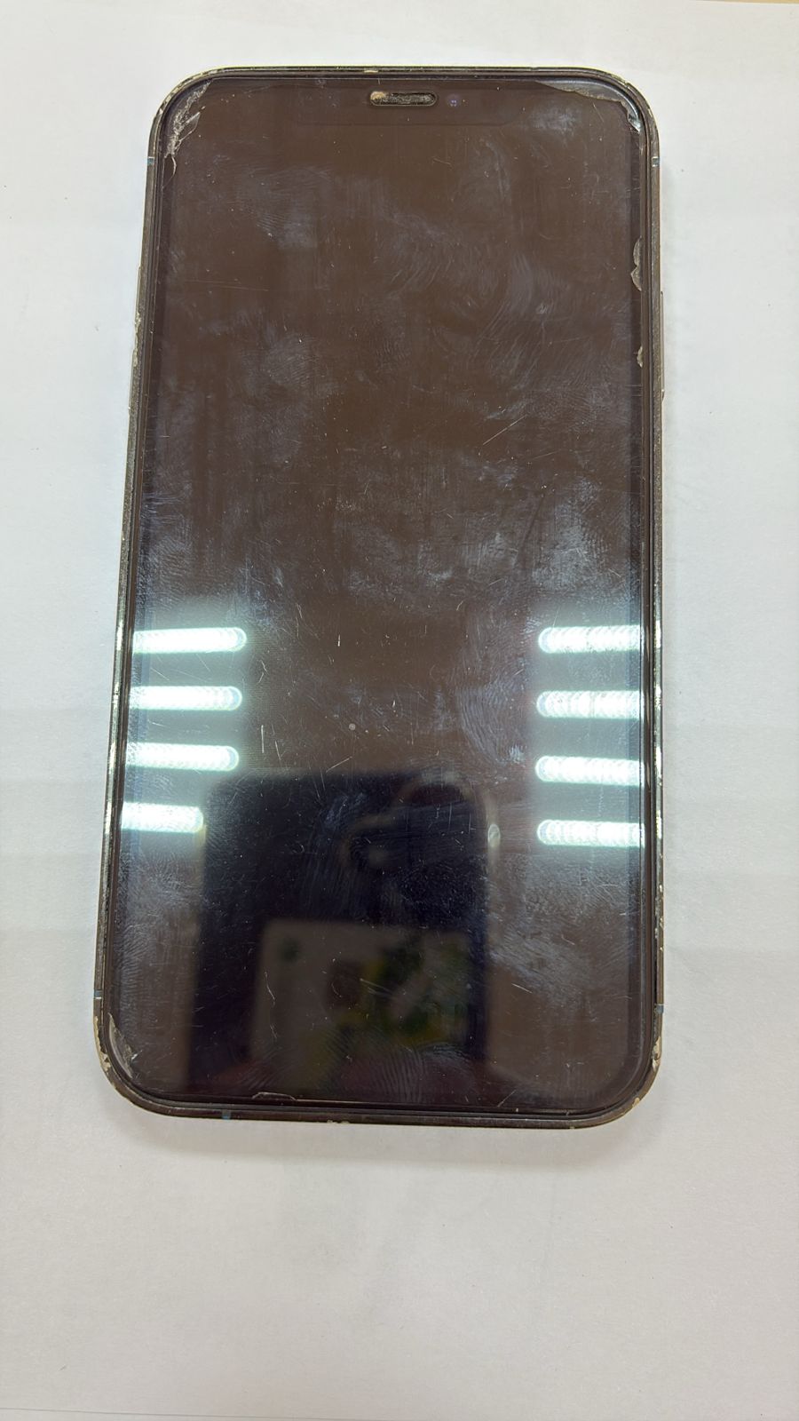 Торги №1660521 Лот №4030435 Мобильный телефон марки iPhone XR в корпусе Phone - торги по банкротству 1